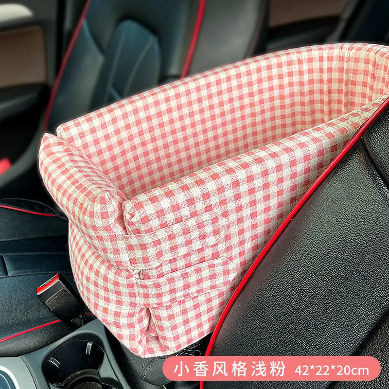 PetGo: Small Dog Car Seat